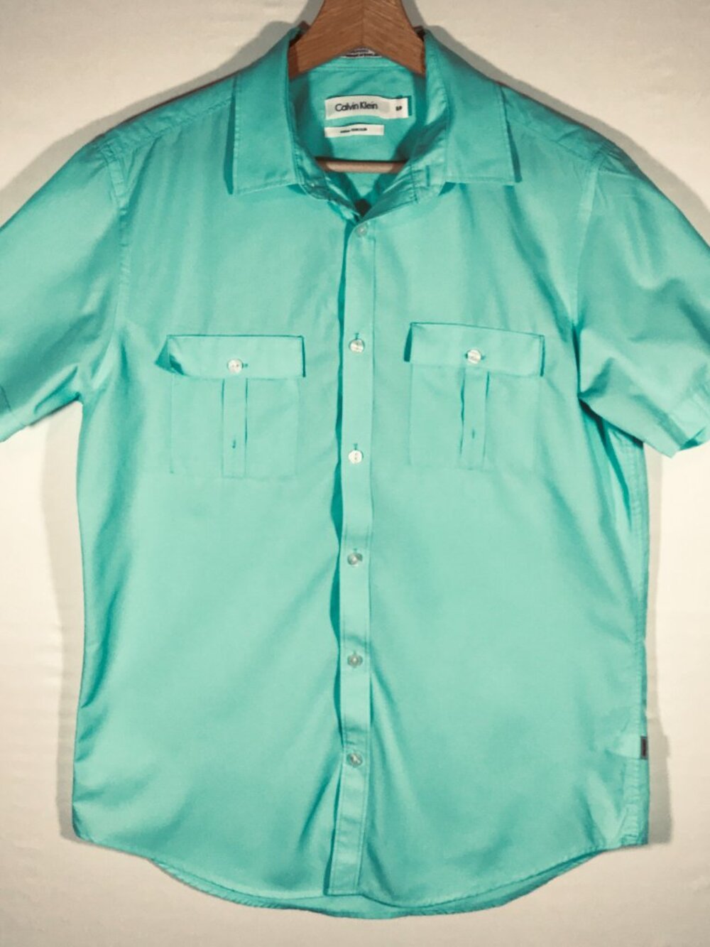 Calvin Klein Men's Small Turquoise Button Up Short Sleeve Shirt